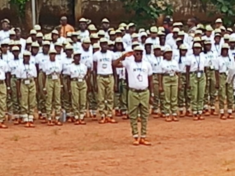 1,620 corps members sworn in Anambra